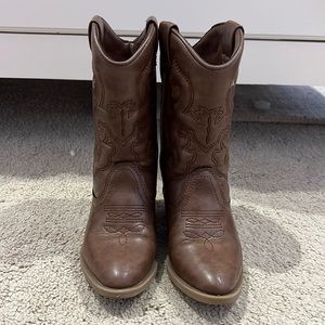 Girls cowboy boots